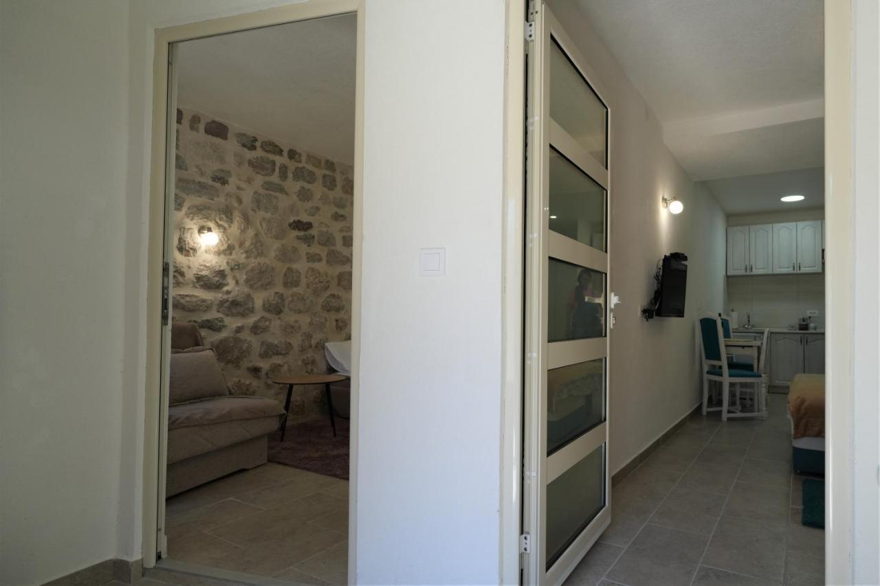 Apartments Visit Perast Bagian luar foto